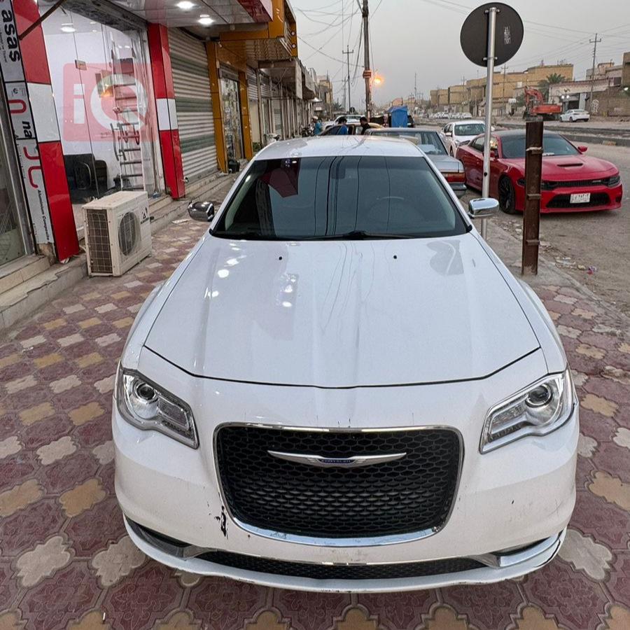 كرايسلر 300